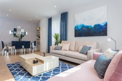 Instalación de Tarima Laminado Intafloor en 98 viviendas en Villaverde (Madrid)